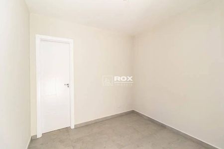 29_photo/94dcfb0011.5cb8e3e0f3c52cd8-ATLAS-7d0c12e5-8bda-4ced-b52b-69827334736e.jpg de casa à venda com 3 quartos, 135m² em Boqueirão, Curitiba