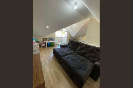 9_photo/94dcfb0097.bb2cfda027800a9a-ATLAS-c1acc5f7-e043-47db-a771-7a33f20f3f12.jpg de casa à venda com 3 quartos, 112m² em Boqueirão, Curitiba