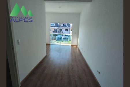 20_photo/94dcfb00bd.e6f02a1e96aef2b1-ATLAS-af346743-70c2-481f-8dfe-438a0a4a6dfd.jpg de casa à venda com 4 quartos, 144m² em Boqueirão, Curitiba