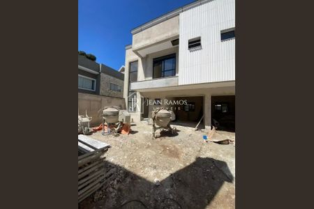 4_photo/94dcfb00f3.23351eba74f1df34-ATLAS-e267acf6-2bcb-4f1d-ba51-3f60876bdecf.jpg de casa à venda com 3 quartos, 140m² em Boqueirão, Curitiba