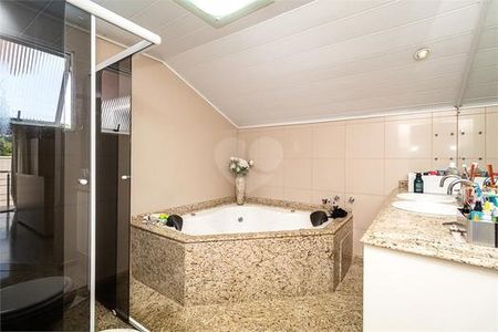 12_photo/94dcfb014f.3c69d957acbface1-ATLAS-03921b0b-5650-41cf-8a5a-d264eb0c6dfe.jpg de casa à venda com 5 quartos, 480m² em Boqueirão, Curitiba