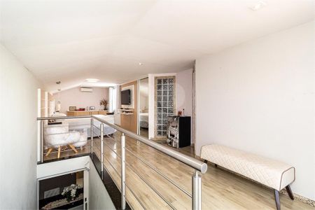 4_photo/94dcfb014f.3c69d957acbface1-ATLAS-0943a0c7-d43a-44ef-bb65-eb59e20864d2.jpg de casa à venda com 5 quartos, 480m² em Boqueirão, Curitiba