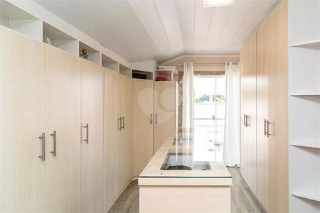 12_photo/94dcfb014f.3c69d957acbface1-ATLAS-a1dbd3a8-d5e4-4dc5-a22c-62fc06980ddb.jpg de casa à venda com 5 quartos, 480m² em Boqueirão, Curitiba