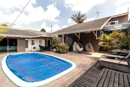 9_photo/94dcfb014f.3c69d957acbface1-ATLAS-a563de06-9ce5-447d-9a1e-ce962d274c77.jpg de casa à venda com 5 quartos, 480m² em Boqueirão, Curitiba