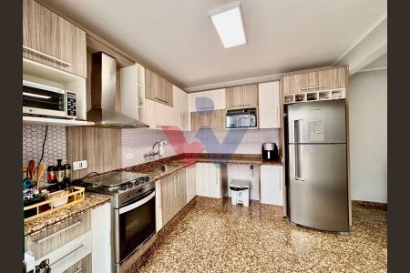 5_photo/94dcfb018b.acb489c3856340f7-ATLAS-18f7e809-a3d0-4e98-aa1e-f803465dd058.jpg de casa à venda com 3 quartos, 278m² em Boqueirão, Curitiba