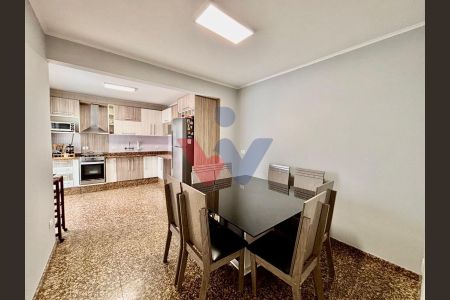 26_photo/94dcfb018b.acb489c3856340f7-ATLAS-e64e58ed-c370-4c6e-8799-146847fdbf78.jpg de casa à venda com 3 quartos, 278m² em Boqueirão, Curitiba