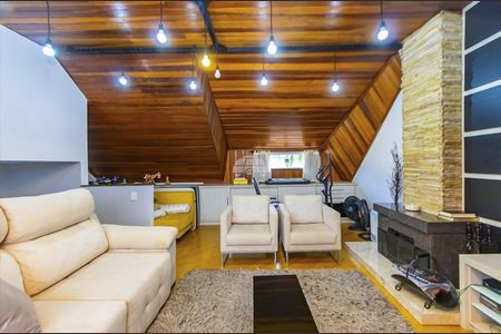 47_photo/94dcfb0285.8e48f5906dd675de-ATLAS-7948e95c-8e8f-452f-a964-e7bb2e4daf79.jpg de casa à venda com 3 quartos, 118m² em Boqueirão, Curitiba