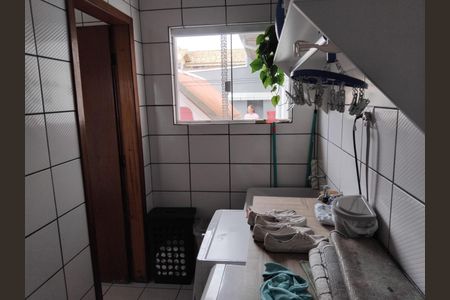 26_photo/94dcfb031b.b2c1f66c79c6256c-ATLAS-2ecc2259-019a-4a6d-a80c-7b40cfe2ffe5.jpg de casa à venda com 3 quartos, 170m² em Boqueirão, Curitiba