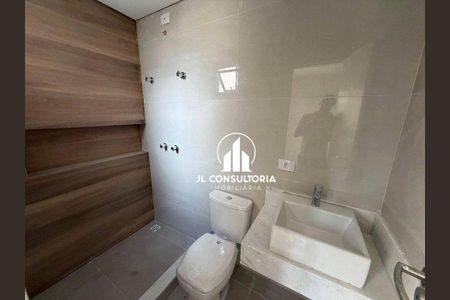 10_photo/94dcfb039d.a38daf93dbbeec94-ATLAS-009114b7-d4b4-4b47-83a2-6ece0a45a8ba.jpg de casa à venda com 3 quartos, 168m² em Boqueirão, Curitiba