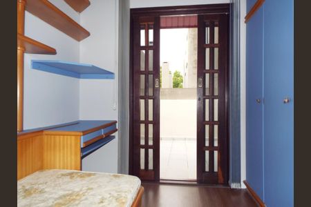 9_photo/94dcfb03fb.31d4c376e7d4591c-ATLAS-6bbaf1b1-c024-45ea-87e7-fd5d636d9c2a.jpg de casa para alugar com 3 quartos, 100m² em Boqueirão, Curitiba