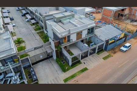 5_photo/94dcfb03fb.4b7dcfb2c79d6c39-ATLAS-4d0a0369-b951-461b-8691-88d2d63a6451.jpg de casa à venda com 3 quartos, 106m² em Boqueirão, Curitiba