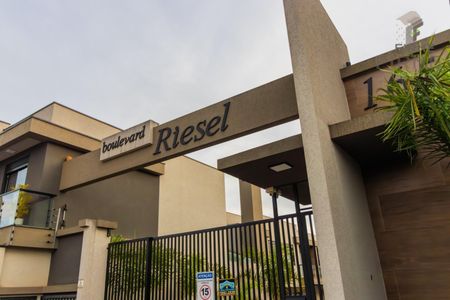 8_photo/94dcfb03fb.4b7dcfb2c79d6c39-ATLAS-5c29f04b-e7fa-4a91-ae6c-6cb2398f0101.jpg de casa à venda com 3 quartos, 106m² em Boqueirão, Curitiba