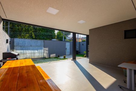 3_photo/94dcfb042b.11ceba12b51dba80-ATLAS-0b3e5f4b-bcce-4d43-8ac7-9a9b7a806cba.jpg de casa à venda com 3 quartos, 202m² em Alto Boqueirão, Curitiba