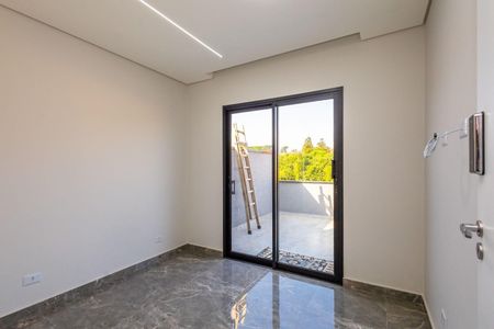 4_photo/94dcfb042b.11ceba12b51dba80-ATLAS-dea318c6-15fb-417f-a80b-929b9ea70fcb.jpg de casa à venda com 4 quartos, 226m² em Alto Boqueirão, Curitiba