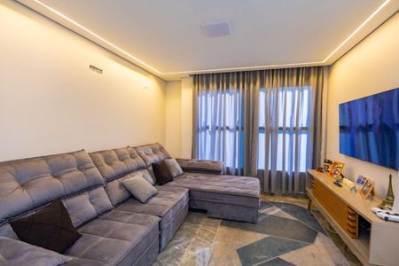 6_photo/94dcfb042b.11ceba12b51dba80-ATLAS-ef193ab2-1e8f-4f2e-9b8e-8c7257688ff7.jpg de casa à venda com 4 quartos, 226m² em Alto Boqueirão, Curitiba