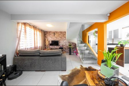 3_photo/94dcfb044d.9de602c9eba3ccdb-ATLAS-5dbe75bf-ae5a-4d2f-944f-030a14aa3ad2.jpg de casa à venda com 2 quartos, 118m² em Xaxim, Curitiba