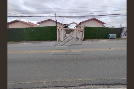 5_photo/94dcfb044d.f63caee062125e05-ATLAS-19290530-8038-434f-9f2d-70b0d44002f4.jpg de casa à venda com 3 quartos, 62m² em Xaxim, Curitiba