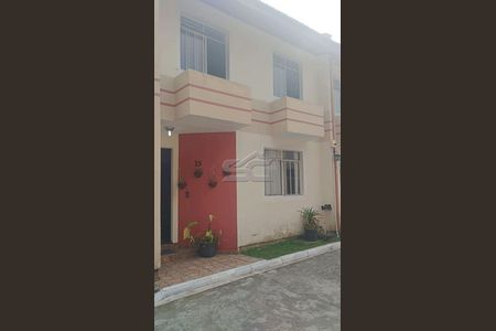 3_photo/94dcfb044d.f63caee062125e05-ATLAS-a5944a71-ea47-42c6-bc8c-b7d018f863cf.jpg de casa à venda com 3 quartos, 62m² em Xaxim, Curitiba