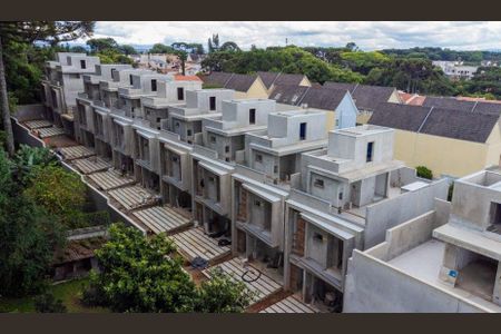 3_photo/94dcfb04e3.0513d7b162f18e15-ATLAS-7fefcd5c-4b77-4cac-a8d4-dee0783e233b.jpg de casa à venda com 4 quartos, 179m² em Xaxim, Curitiba