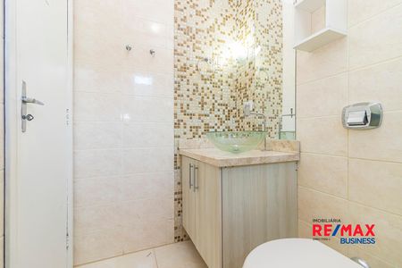 6_photo/94dcfb0503.fdf02864cd7c2470-ATLAS-adff59aa-e60e-445f-89e4-931e6d1a7765.jpg de casa à venda com 0 quarto, 106m² em Xaxim, Curitiba