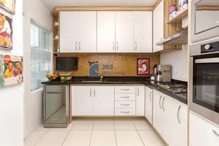 11_photo/94dcfb0617.235b0d64cbaeeb21-ATLAS-baeb6ddd-bbab-4db0-9720-e01d6a0ddb28.jpg de casa à venda com 3 quartos, 88m² em Alto Boqueirão, Curitiba