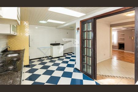 10_photo/94dcfb063b.8d0049176eed7a0c-ATLAS-aa8137ee-03e2-461f-8316-1cf725e22f0f.jpg de casa à venda com 3 quartos, 72m² em Alto Boqueirão, Curitiba