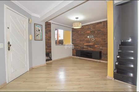 5_photo/94dcfb063b.f2cd5d3837201480-ATLAS-757d3543-e4f9-4afa-a264-94267335a78a.jpg de casa à venda com 3 quartos, 109m² em Alto Boqueirão, Curitiba