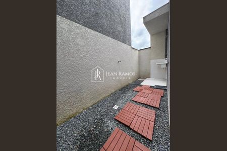 4_photo/94dcfb06cd.8ca146e4695ff152-ATLAS-1c59e198-4b67-4c35-bebc-9e99a4680809.jpg de casa à venda com 3 quartos, 108m² em Boqueirão, Curitiba