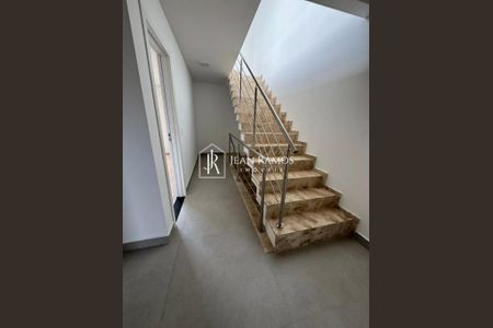 11_photo/94dcfb06cd.8ca146e4695ff152-ATLAS-4acef75c-8709-4a2f-b28c-75a3e4bd3196.jpg de casa à venda com 3 quartos, 108m² em Boqueirão, Curitiba