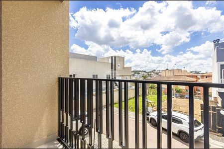 25_photo/94dcfb077f.b3fdd032efb3e634-ATLAS-be155786-477f-4b4e-a785-dc1b9b77e564.jpg de casa à venda com 3 quartos, 145m² em Alto Boqueirão, Curitiba