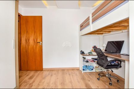 17_photo/94dcfb079b.8d1d596cf1356774-ATLAS-cd199fd4-749f-41f9-bfda-3a68f99b926c.jpg de casa à venda com 3 quartos, 260m² em Alto Boqueirão, Curitiba