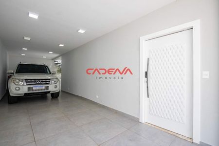 12_photo/94dcfb0879.e6f02a1e96aef2b1-ATLAS-1f85fea9-11a8-4836-88f8-75e9b831a692.jpg de casa à venda com 3 quartos, 180m² em Alto Boqueirão, Curitiba