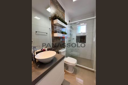 16_photo/94dcfb0879.e6f02a1e96aef2b1-ATLAS-49b3764c-2299-4ccb-b089-e55634ea5e77.jpg de casa à venda com 3 quartos, 180m² em Alto Boqueirão, Curitiba