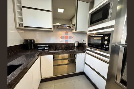 10_photo/94dcfb0879.e6f02a1e96aef2b1-ATLAS-7b3716c6-d9aa-4f09-88e2-9dd80827339d.jpg de casa à venda com 3 quartos, 180m² em Alto Boqueirão, Curitiba