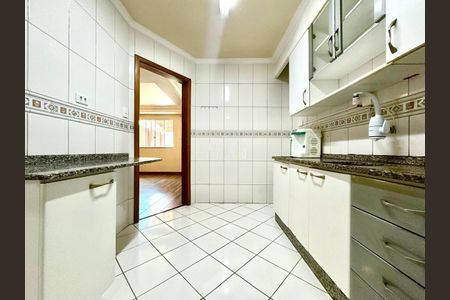 5_photo/94dcfb089d.c3b9fb60c1df5c5a-ATLAS-199468e3-222d-43d9-8f80-322bf2ac3588.jpg de casa à venda com 0 quarto, 106m² em Xaxim, Curitiba