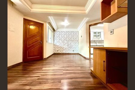 7_photo/94dcfb089d.c3b9fb60c1df5c5a-ATLAS-44e9df8d-7a47-40bc-835c-0d099033ea5a.jpg de casa à venda com 0 quarto, 106m² em Xaxim, Curitiba