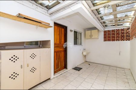 32_photo/94dcfb0941.c1dc00249eefaead-ATLAS-8244cb7b-d478-4e6d-9897-becee6ab718f.jpg de casa à venda com 3 quartos, 63m² em Xaxim, Curitiba