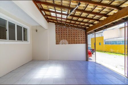 38_photo/94dcfb0941.c1dc00249eefaead-ATLAS-a01461f6-b6b1-4a45-903d-120c6f537d6f.jpg de casa à venda com 3 quartos, 63m² em Xaxim, Curitiba