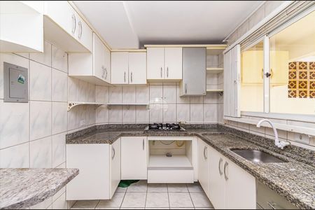 27_photo/94dcfb0941.c1dc00249eefaead-ATLAS-a4941cad-930a-47f6-b9d5-1e7715d3ad48.jpg de casa à venda com 3 quartos, 63m² em Xaxim, Curitiba