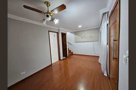 10_photo/94dcfb094f.5dca555eab175d52-ATLAS-1f4d91e3-ef01-4cf0-a1a3-13efcae0c203.jpg de casa à venda com 3 quartos, 63m² em Xaxim, Curitiba