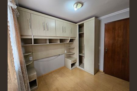 9_photo/94dcfb094f.5dca555eab175d52-ATLAS-5f42a47c-b998-46bb-9fcd-1f500ba2151d.jpg de casa à venda com 3 quartos, 63m² em Xaxim, Curitiba