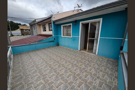 5_photo/94dcfb094f.5dca555eab175d52-ATLAS-c3a4dca5-5903-49af-864e-07e2bf28d80b.jpg de casa à venda com 3 quartos, 63m² em Xaxim, Curitiba