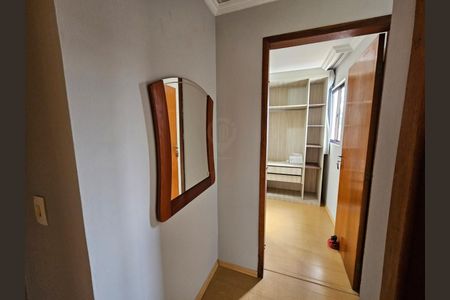 3_photo/94dcfb094f.5dca555eab175d52-ATLAS-edea424e-39e8-459e-a4af-2ed6e10caf3b.jpg de casa à venda com 3 quartos, 63m² em Xaxim, Curitiba