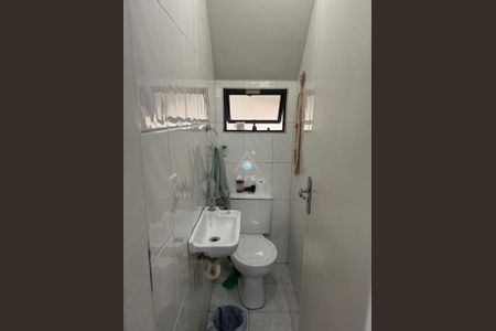 4_photo/94dcfb095b.4a7f5acd793cf14a-ATLAS-4b346bd3-1c3a-4532-8bd1-0dfcbcd91bd5.jpg de casa à venda com 0 quarto, 64m² em Xaxim, Curitiba