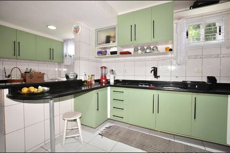 12_photo/94dcfb095f.826aa08d214c4ef3-ATLAS-4b2ddfb2-1507-4b02-a376-178457b34593.jpg de casa à venda com 3 quartos, 155m² em Xaxim, Curitiba