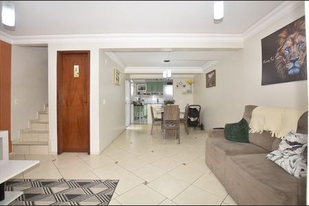 5_photo/94dcfb095f.826aa08d214c4ef3-ATLAS-83d3ffe8-f044-456c-9630-c907dd18879e.jpg de casa à venda com 3 quartos, 155m² em Xaxim, Curitiba