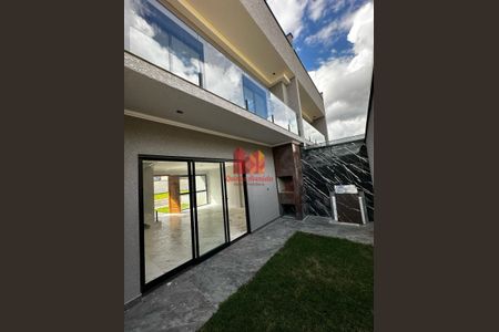 5_photo/94dcfb0a65.f9b2b990cc833aed-ATLAS-df56c703-5792-4884-8cee-7964fc3948fa.jpg de casa à venda com 3 quartos, 99m² em Xaxim, Curitiba