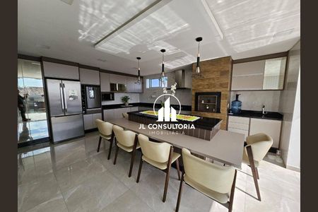 3_photo/94dcfb0a83.f59e4d6fcd9f41bb-ATLAS-173bbc19-fa08-4553-abb8-aa0e20ab7d63.jpg de casa à venda com 3 quartos, 240m² em Xaxim, Curitiba