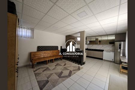 11_photo/94dcfb0a83.f59e4d6fcd9f41bb-ATLAS-1d21f1c8-e380-4bc0-95e8-cb71e780ae67.jpg de casa à venda com 3 quartos, 240m² em Xaxim, Curitiba