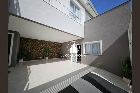 5_photo/94dcfb0a83.f59e4d6fcd9f41bb-ATLAS-6fd58748-fe2f-4270-8dfd-0e34b38894be.jpg de casa à venda com 3 quartos, 240m² em Xaxim, Curitiba